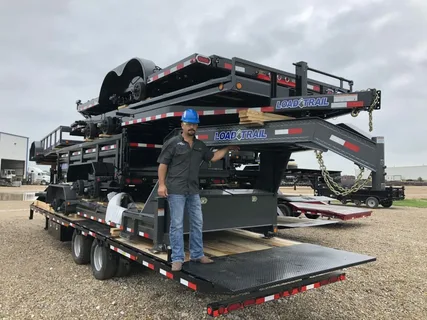 Trailer manufacturers